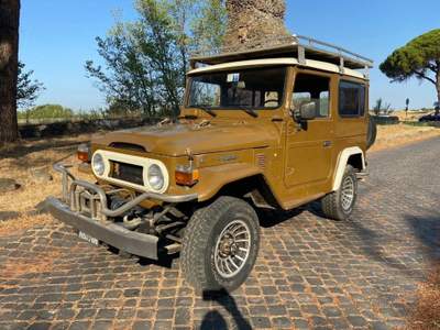 Toyota Land Cruiser BJ 40 Marrone usata Roma