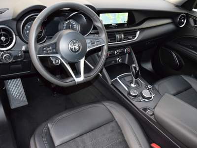Alfa Romeo Stelvio Pack Sedili Elettrici Blu/Azzurro usata Casarano