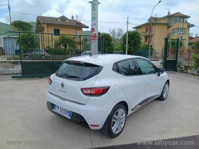 Renault Clio Clio dCi 8V 75 CV S&S 5p. Energy Intens                                                         Bianco usata Giffoni Sei Casali