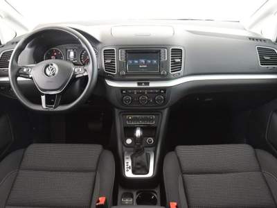 Volkswagen Sharan 2.0 TDI 150 CV SCR DSG Comfortline Nero usata Castelnuovo Rangone