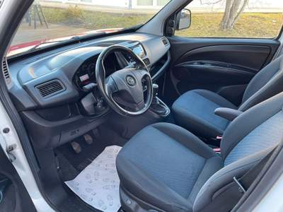Opel Combo Tour Tour 1.6 CDTi 105CV L1H1 Edition Rosso usata Castelnuovo Rangone