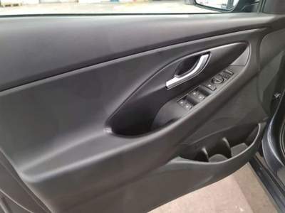 Hyundai i30 Wagon 1.0 T-GDI iMT 48V Select Nero usata Castelnuovo Rangone