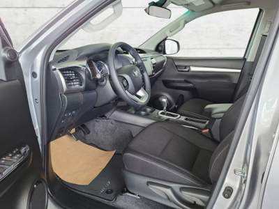Toyota Hilux 2.8 D 4WD 4 porte Double Cab Comfort Argento usata Castelnuovo Rangone
