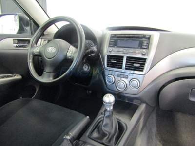 Subaru Impreza 1.5 107 CV BI-FUEL 4X4 Argento usata Fino Mornasco