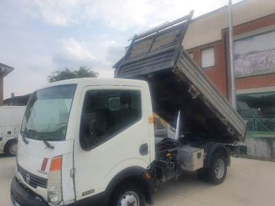 Nissan Cabstar 35.13  2.5 TDI ribaltabile Bianco usata Mozzo