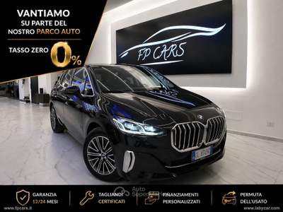BMW Serie 2 Active Tourer 218d 218d Active Tourer Luxury Nero usata Cerignola