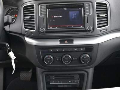 Volkswagen Sharan 2.0 TDI 150 CV SCR DSG Sport BlueMotion Tech. Grigio usata Castelnuovo Rangone