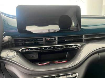 Fiat 500 Nuova  Hatchback My23 La Nuova  - 320 Berlina Argento usata Arzachena