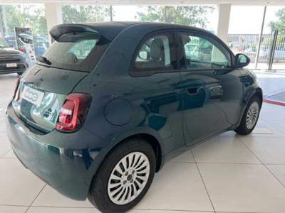 Fiat 500 Nuova  Hatchback My23 La Nuova  - 320 Berlina Argento usata Arzachena