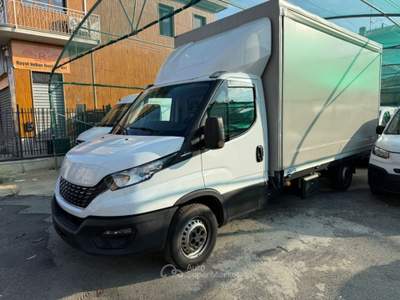 Iveco Daily 35S14HA8V 2.3 HPT Telonato Hi-Matic Bianco usata VAREDO