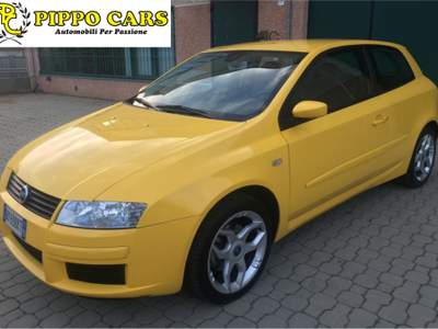 Fiat Stilo FIAT STILO ABARTH 2.4 20V 5 CILINDRI 170CV SELESPEED KM 48.000 UNICOPR. Giallo usata Volpiano