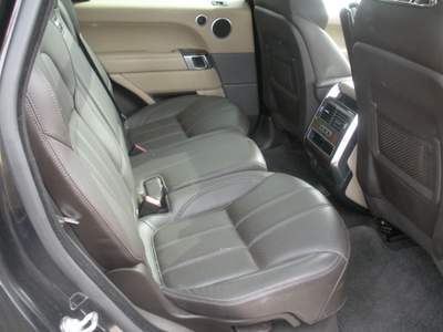 Land Rover Range Rover Sport ottimo stato nero metallizzato, tetto panoramico, interno pelle tabacco. Nero usata Frosinone