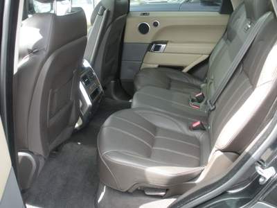 Land Rover Range Rover Sport ottimo stato nero metallizzato, tetto panoramico, interno pelle tabacco. Nero usata Frosinone