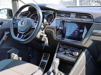Volkswagen Touran 1.6 TDI 11 CV SCR DSG Bianco usata Castelnuovo Rangone