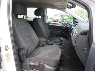 Volkswagen Touran 1.6 TDI 116 CV SCR DSG Comfortline Bianco usata Castelnuovo Rangone