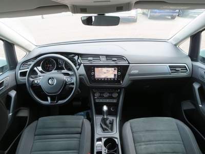 Volkswagen Touran 1.6 TDI 116 CV SCR DSG Comfortline Bianco usata Castelnuovo Rangone