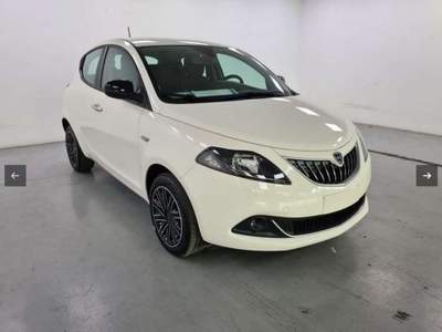 Lancia Ypsilon 1.0 FireFly 5p GOLD PRONTA CONSEGNA PREZZO REALE Bianco usata Castelletto Sopra Ticino