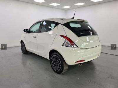 Lancia Ypsilon 1.0 FireFly 5p GOLD PRONTA CONSEGNA PREZZO REALE Bianco usata Castelletto Sopra Ticino