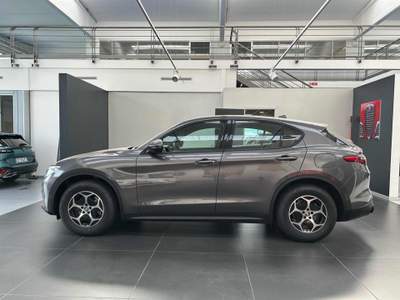 Alfa Romeo Stelvio 2.2 Turbodiesel 190 CV AT8 Q4 Super Business Grigio usata Vercelli