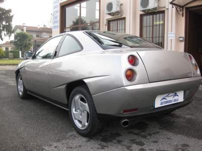 Fiat Coupé 2.0 i.e. 16v  1a Serie  " DISTRIBUZIONE NUOVA " Argento usata TREZZANO SUL NAVIGLIO