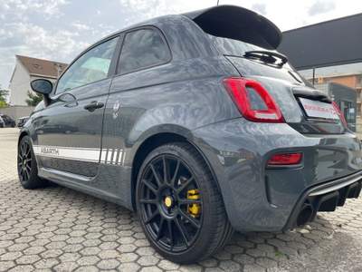 Abarth 595 1.4 Turbo T-Jet 180 CV Esseesse AUTOM./.SEQUEN Grigio usata Alessandria