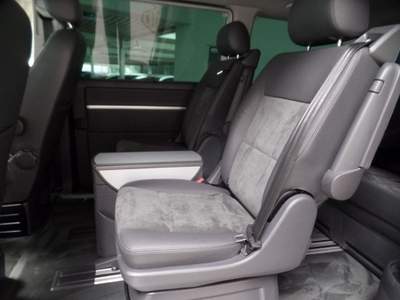 Volkswagen Multivan 2.0 BiTDI 179 CV DSG Highline Nero usata Castelnuovo Rangone