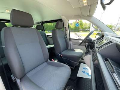 Volkswagen Transporter 2.0 TDI 150CV DSG Kombi Nero usata Castelnuovo Rangone