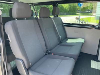 Volkswagen Transporter 2.0 TDI 150CV DSG Kombi Nero usata Castelnuovo Rangone