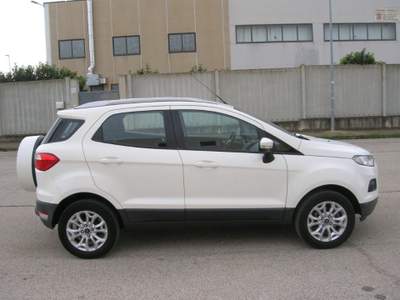 Ford EcoSport 1.5 TDCi 90 CV Plus Bianco usata Montemesola