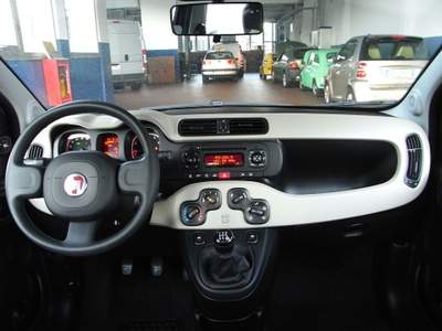 Fiat Panda 1.0 70cv HYBRID IN OFFERTA Bianco usata Olgiate Molgora