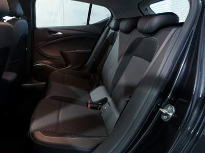 Opel Astra 1.6 CDTi 110CV Start&amp;Stop 5 porte Innovation Bianco usata Torino