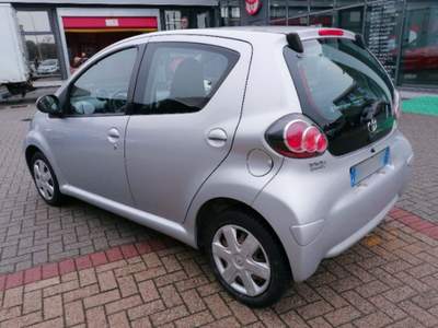 Toyota Aygo 1.0 12V VVT-i 5 porte Now Grigio usata Torino