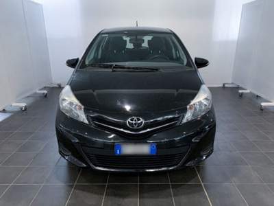 Toyota Yaris 1.4 D-4D 5 porte Active Argento usata Torino