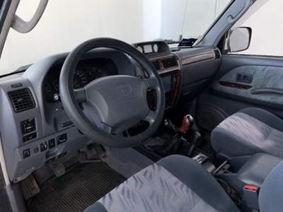 Toyota Land Cruiser 3.0 Tdi D-4D cat 5 porte KDJ95 GX Argento usata Torino