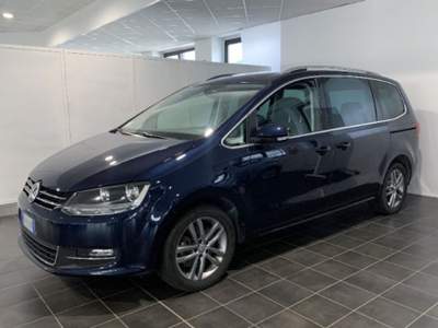 Volkswagen Sharan 2.0 TDI 184 CV SCR DSG 4MOT. Executive BlueMot. T Blu/Azzurro usata Torino