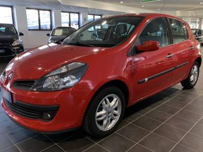 Renault Clio 1.2 16V 5 porte Le Iene Lilla usata Torino