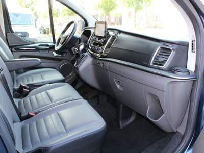 Ford Tourneo Custom 320 2.0 EcoBlue 130CV aut. PC Titanium Blu/Azzurro usata Castelnuovo Rangone