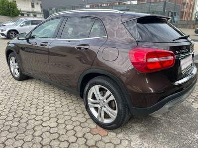 Mercedes-Benz GLA d Automatic 4Matic Sport SOLO X COMMERCIANTI Marrone usata Alessandria