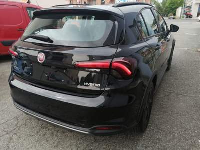 Fiat Tipo 1.5 Hybrid DCT 5 porte City Cross PREZZO REALE Nero usata Alba