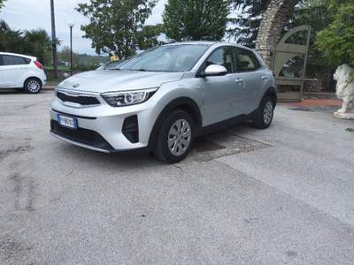 Kia Stonic (A44) Grigio usata Palazzo San Gervasio