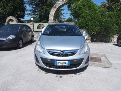 Opel Corsa (A28) Argento usata Palazzo San Gervasio