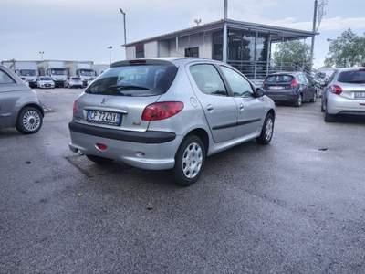 Peugeot 206 (A35) come nuova Grigio usata Palazzo San Gervasio