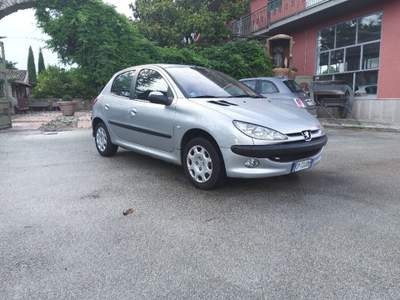 Peugeot 206 (A35) come nuova Grigio usata Palazzo San Gervasio