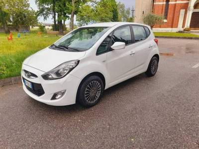 Hyundai ix20 1.6 CRDI 115 CV Comfort Bianco usata Camino al Tagliamento