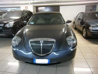 Lancia Thesis JTD Executive Bronzo usata Siena