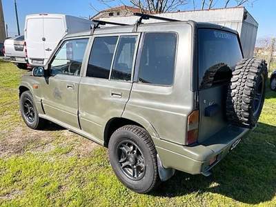 Suzuki Vitara 1.9 diesel JLX Verde usata Lamporecchio