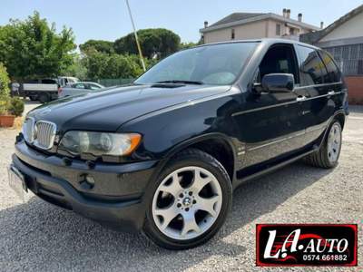 BMW X5  4.4i auto Nero usata Prato