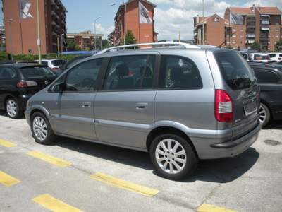 Opel Zafira ottimo stato Grigio usata Frosinone