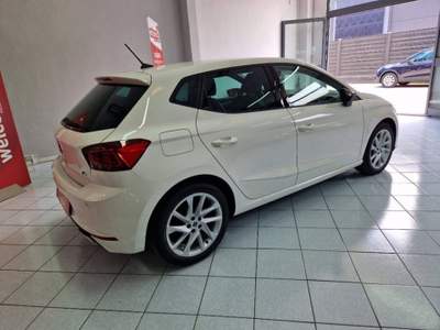 Seat Ibiza 1.0 ecotsi FR 95cv Bianco usata Sassari