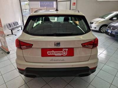Seat Arona 1.0 ecotsi Style 95cv Bianco usata Sassari